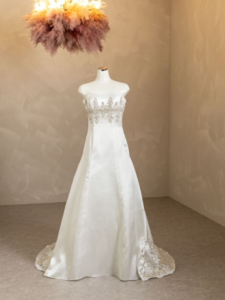 ウェディングドレス24